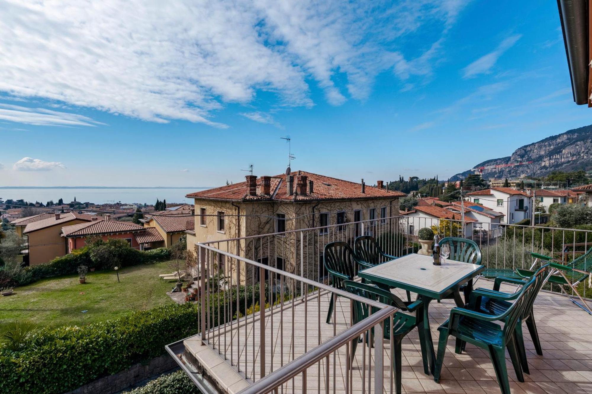 Terrazza Di Garda - Regarda Travel Apartman Kültér fotó