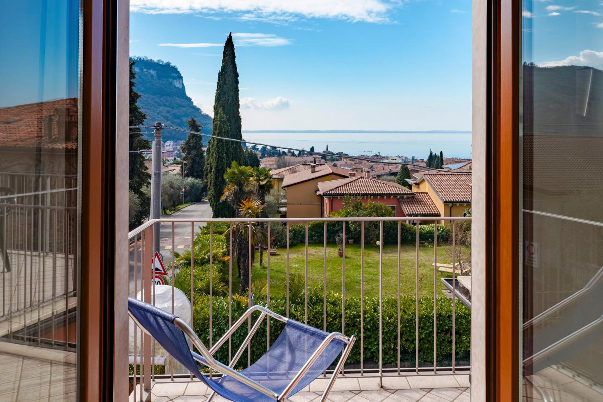 Terrazza Di Garda - Regarda Travel Apartman Kültér fotó
